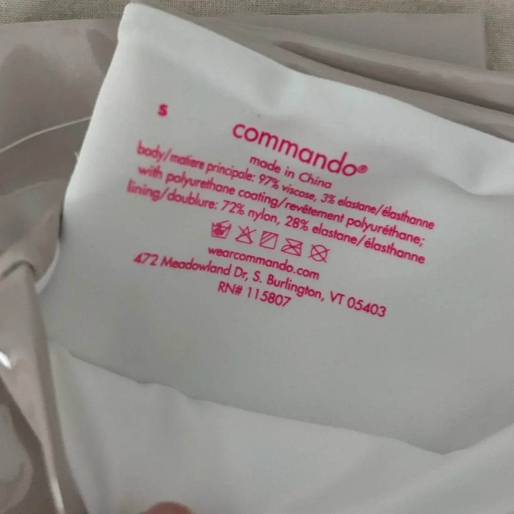 Commando faux patent leather leggings NWT color: porcelain - Picture 3 of 6